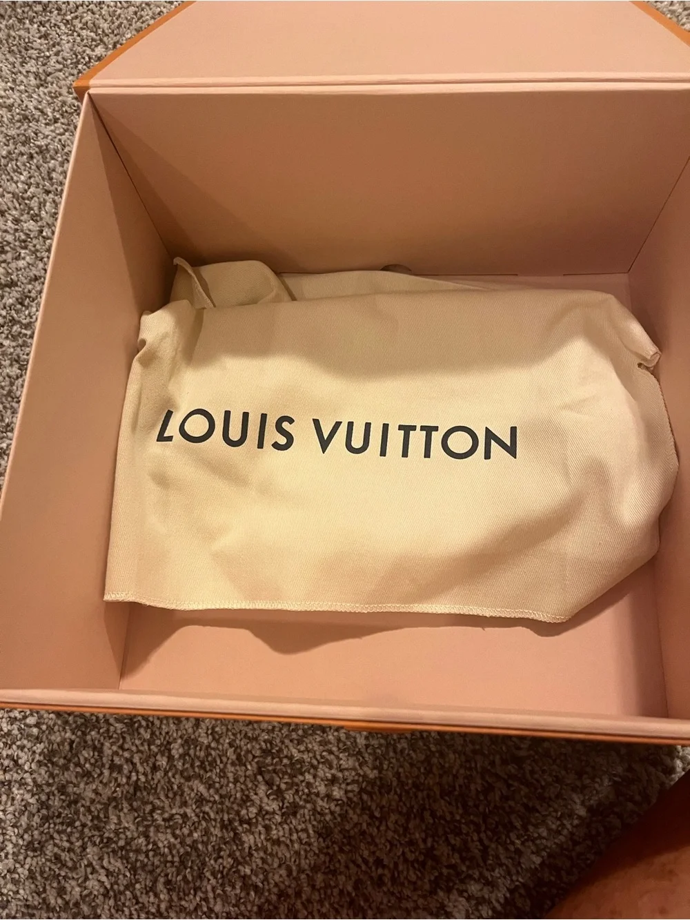 Louis Vuitton Medium gift box